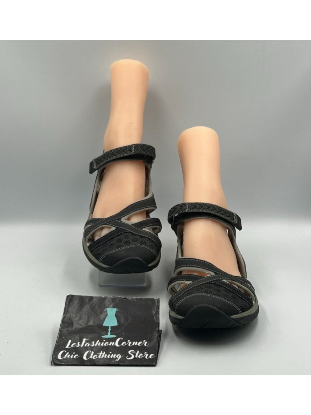 Keen Women's Black Sage Strappy Criss Cross Outdoor Sandals Size 10 3536 - Picture 2 of 16